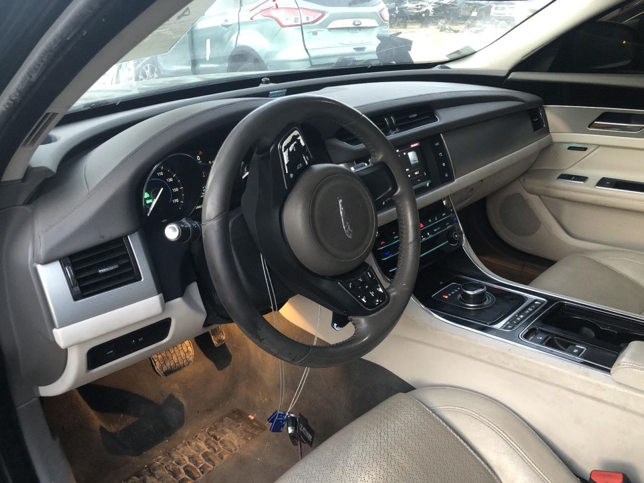 Sun Visor Left Driver Fits 16-19 XF 935945