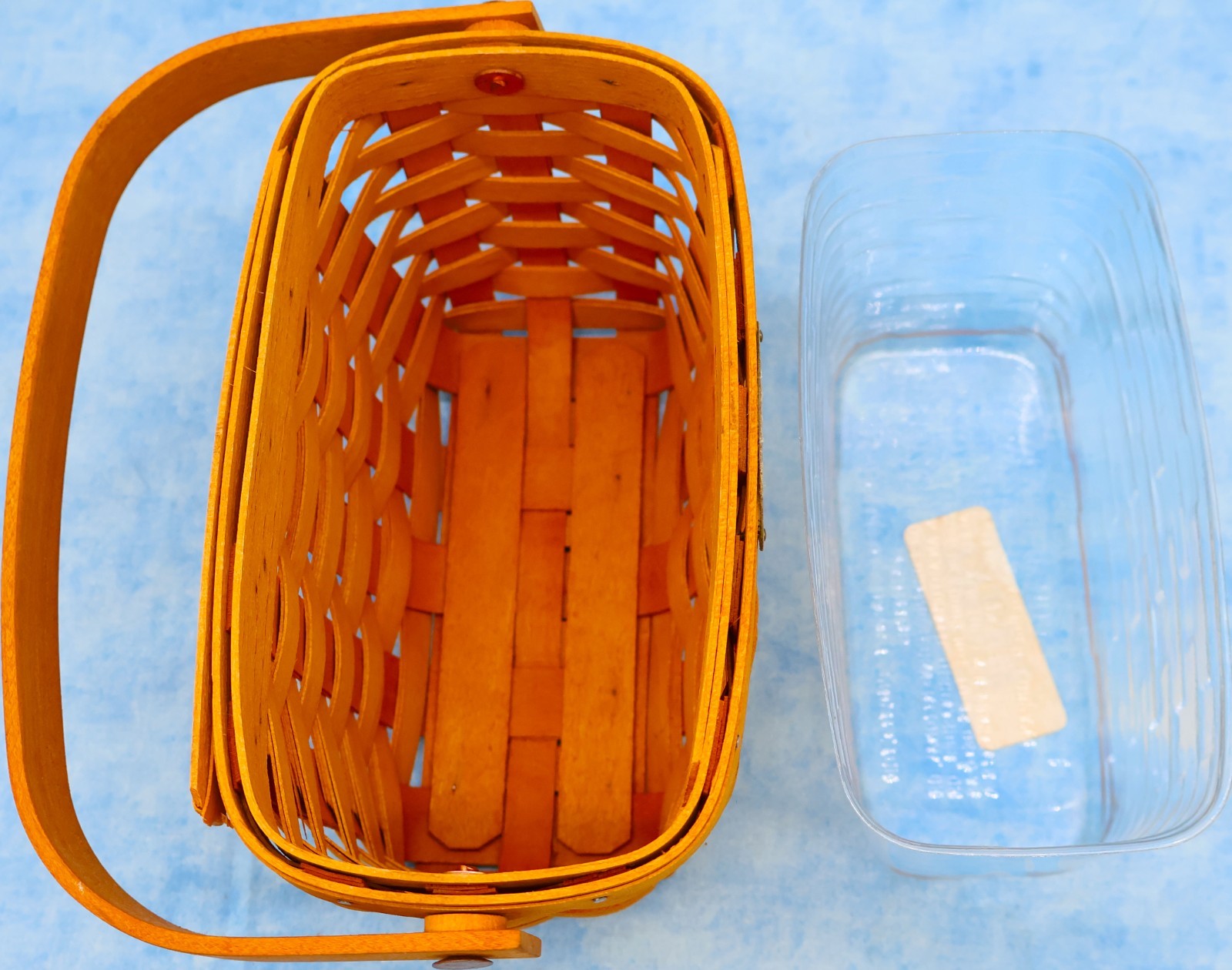 Longaberger 2001 Dresden Basket w Protector Brass Plate Fixed Handle USA