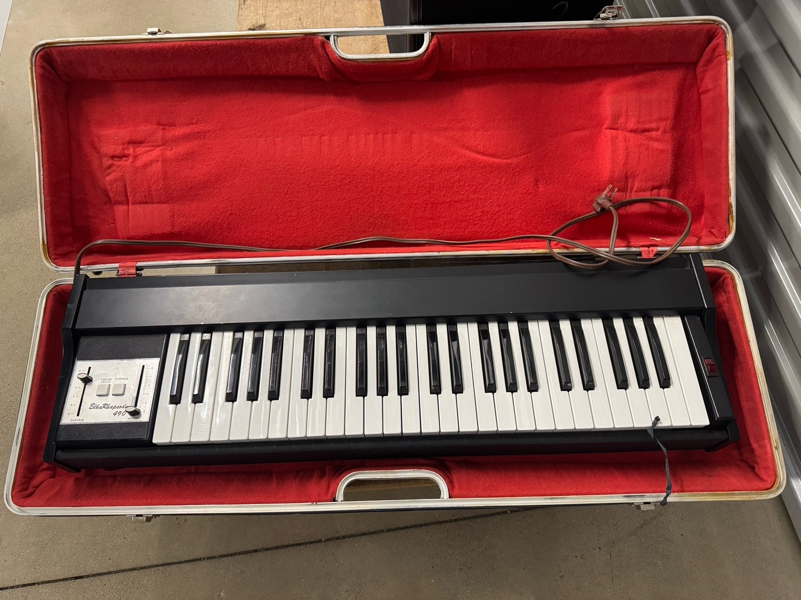 Elka Rhapsody 490 Vintage String Machine Synthesizer  Powers On