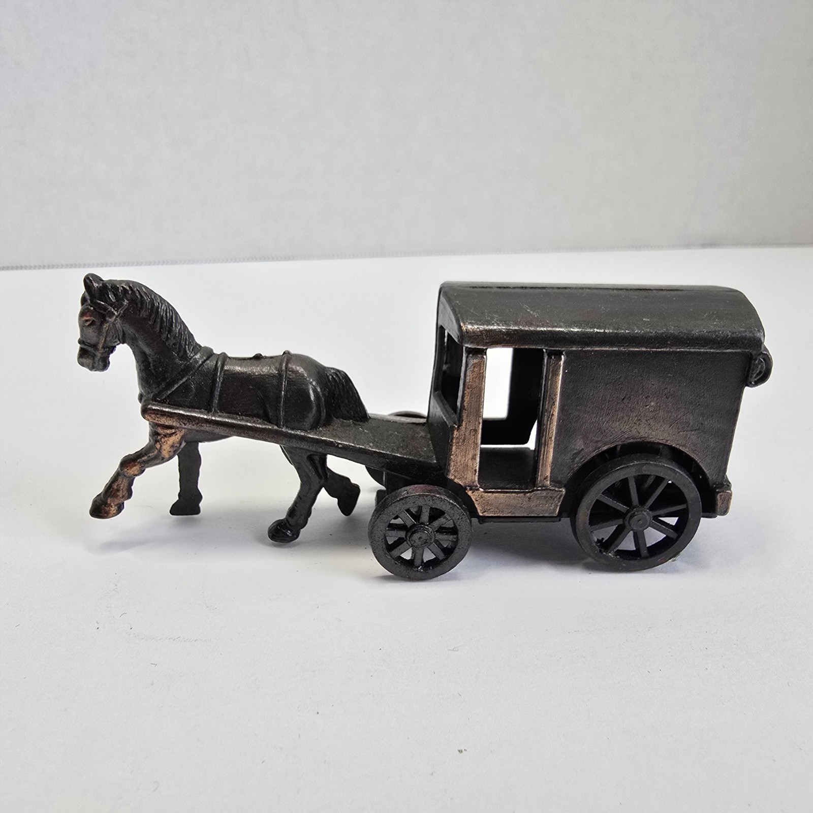 Vintage Die Cast Metal Horse Buggy Carriage Pencil Sharpener Made in Hong Kong
