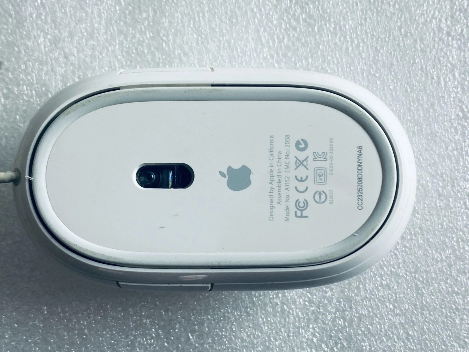 lot Of 2 - Apple Wired White USB Mighty/Optical Mouse, A1152