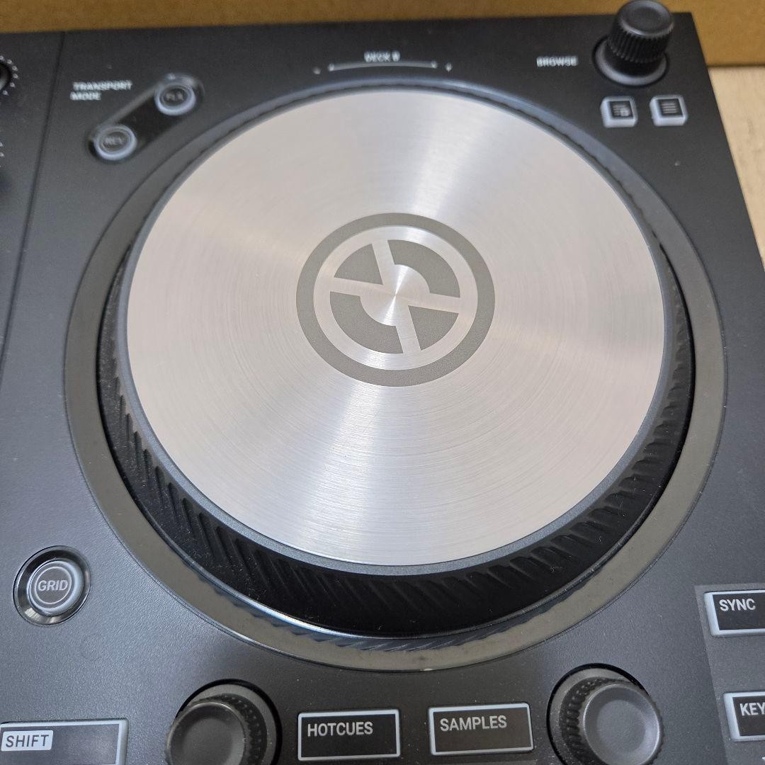 Native Instruments Traktor Kontrol S2 Mk3 DJ Controller #0001