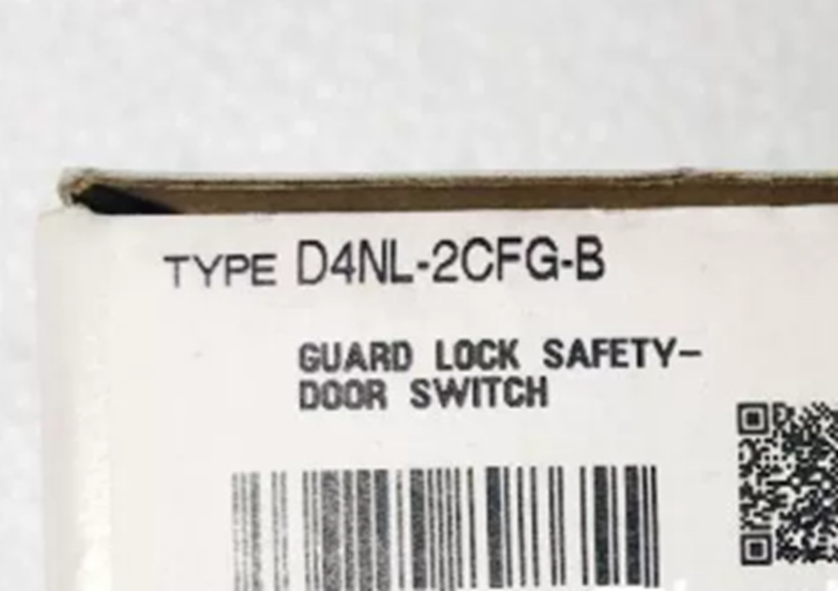 NEW Omron D4NL-2CFG-B Guard Lock Safety Door Switch