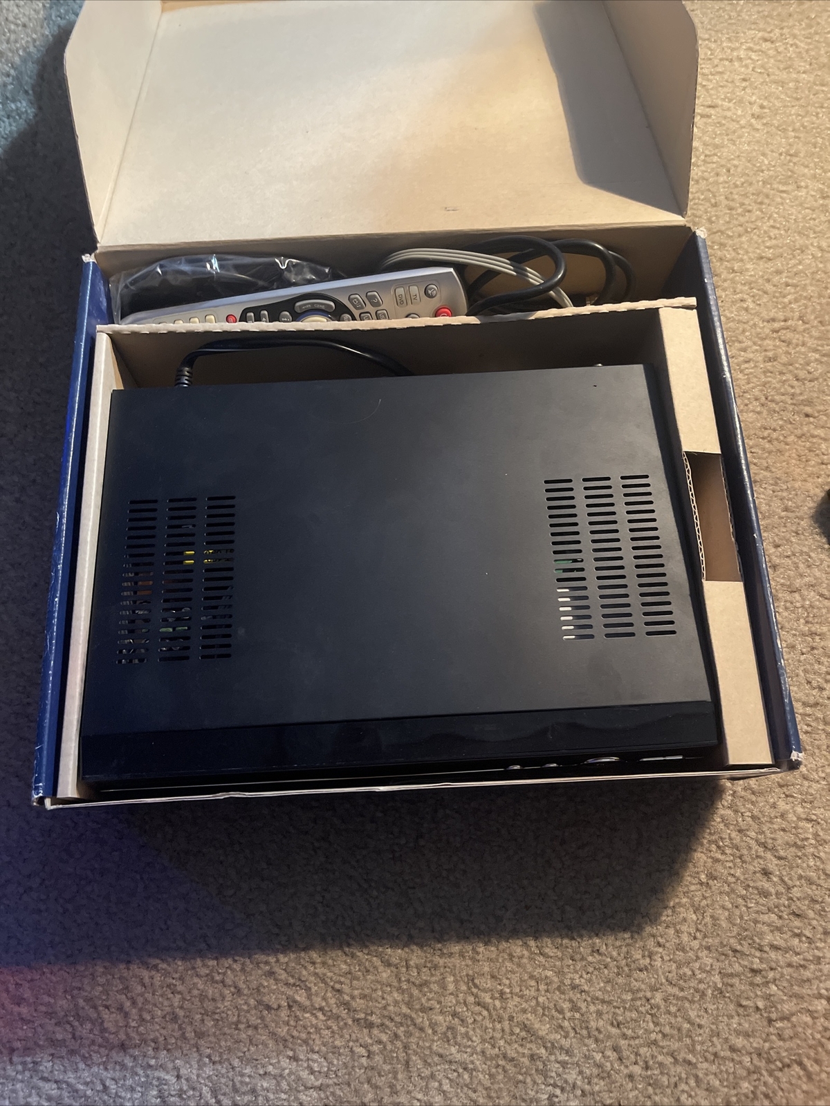 NEW FTA Sonicview 360 Premier FTA Satellite receiver W Remote