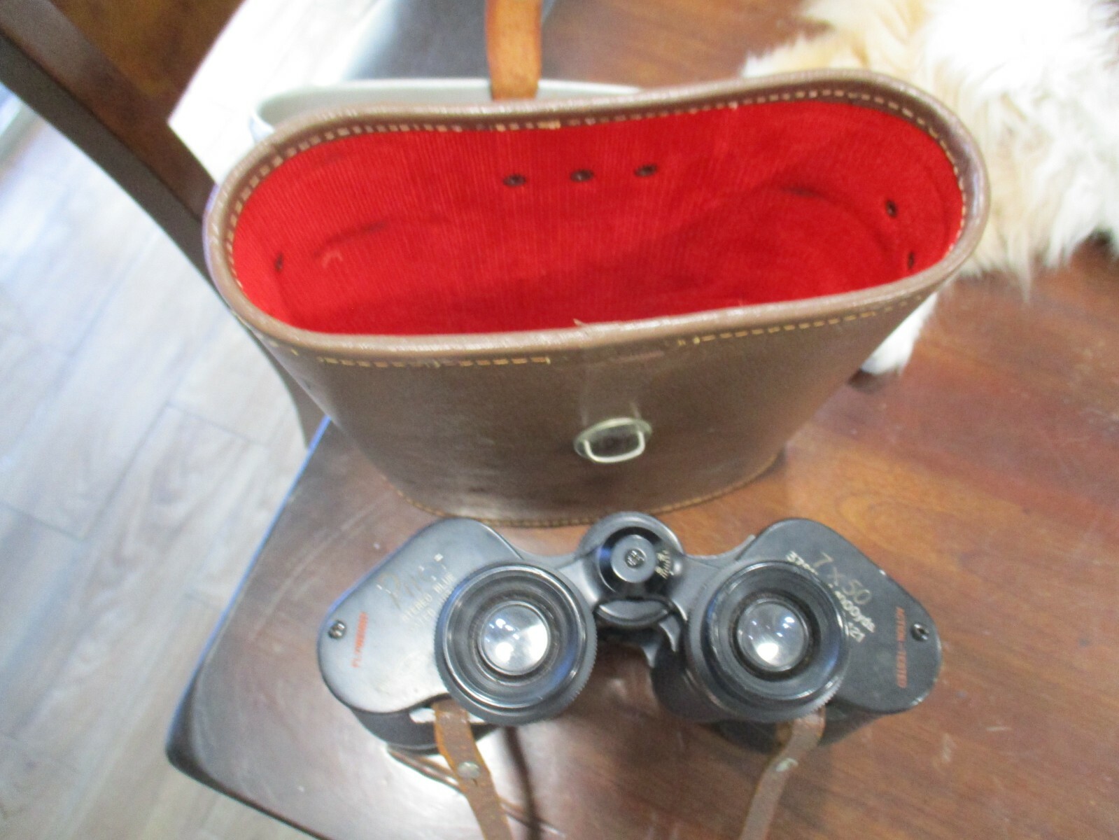 PILOT FLYWEIGHT BY SCOPE STEREO BINOCULARS CASE OPTICS 376 FT. AT 1000 YDS. 7X50