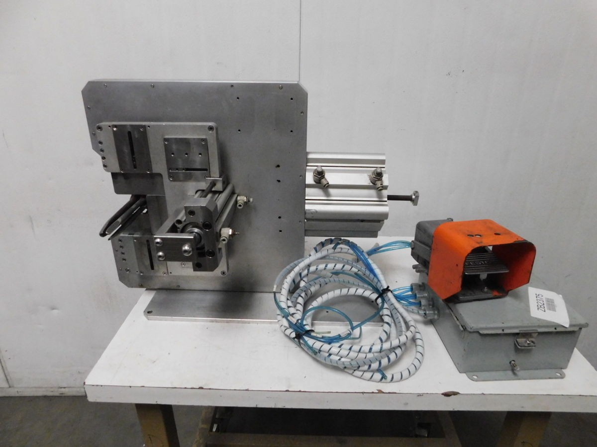 SLE, KOMAX EXTENDOR D4/100 GROMMET EXPANDING DEVICE M4869