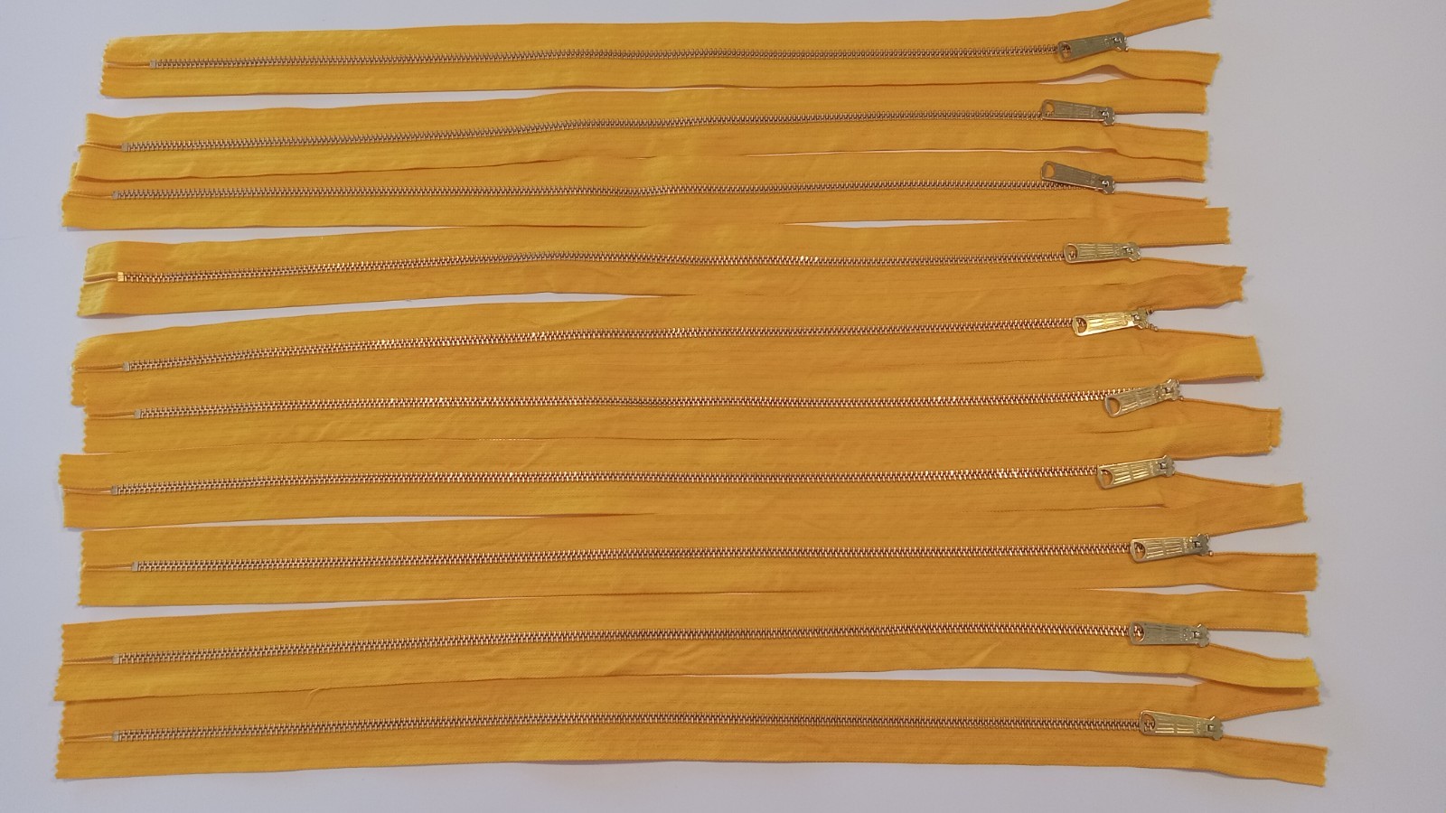 10 TALON YELLOW ZIPPERS #6 BRASS 18 INCH NON SEPARATING  VINTAGE NOS USA