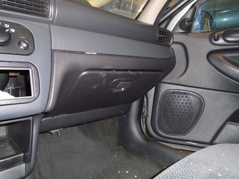 Glove Box Fits 04 Stratus 133604
