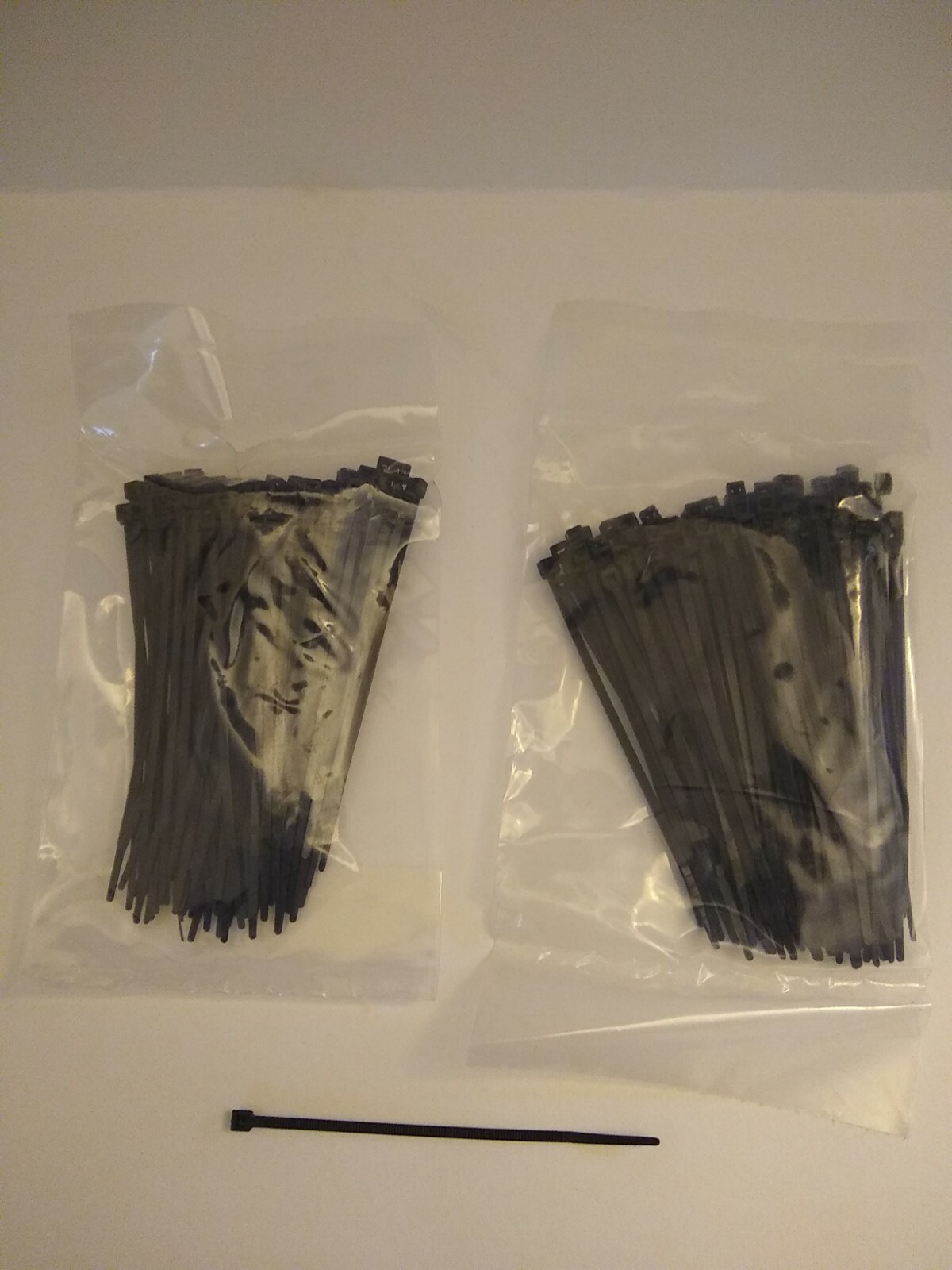 500 PACK 4" CABLE TIES UV NYLON BLACK 18 LBS WEATHER RESISTANT  Made in USA