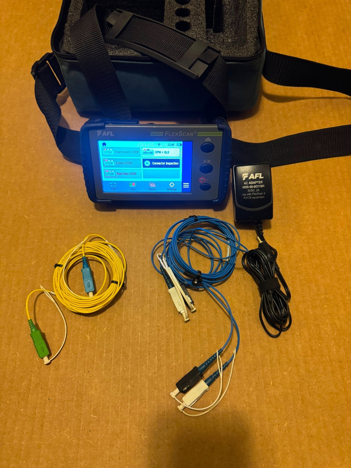 AFL FlexScan FS200-100F-U OTDR 1310/1550 OPM VFL, Charger & Case