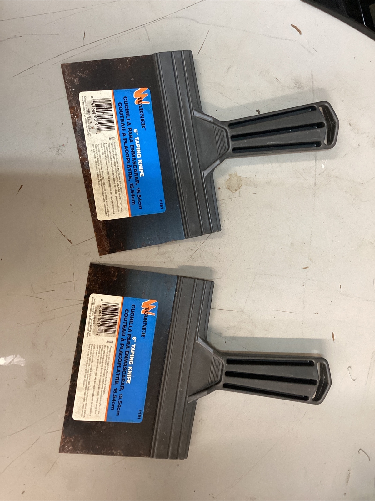 2 Warner 6” taping knife #191