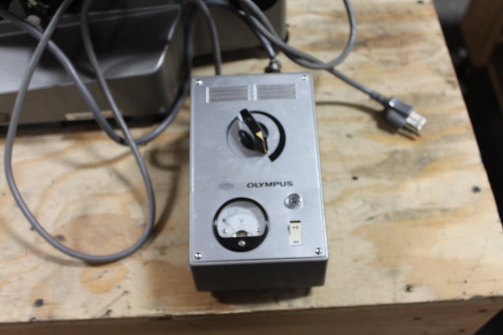 Olympus IM Inverted Microscope W/ Objectives