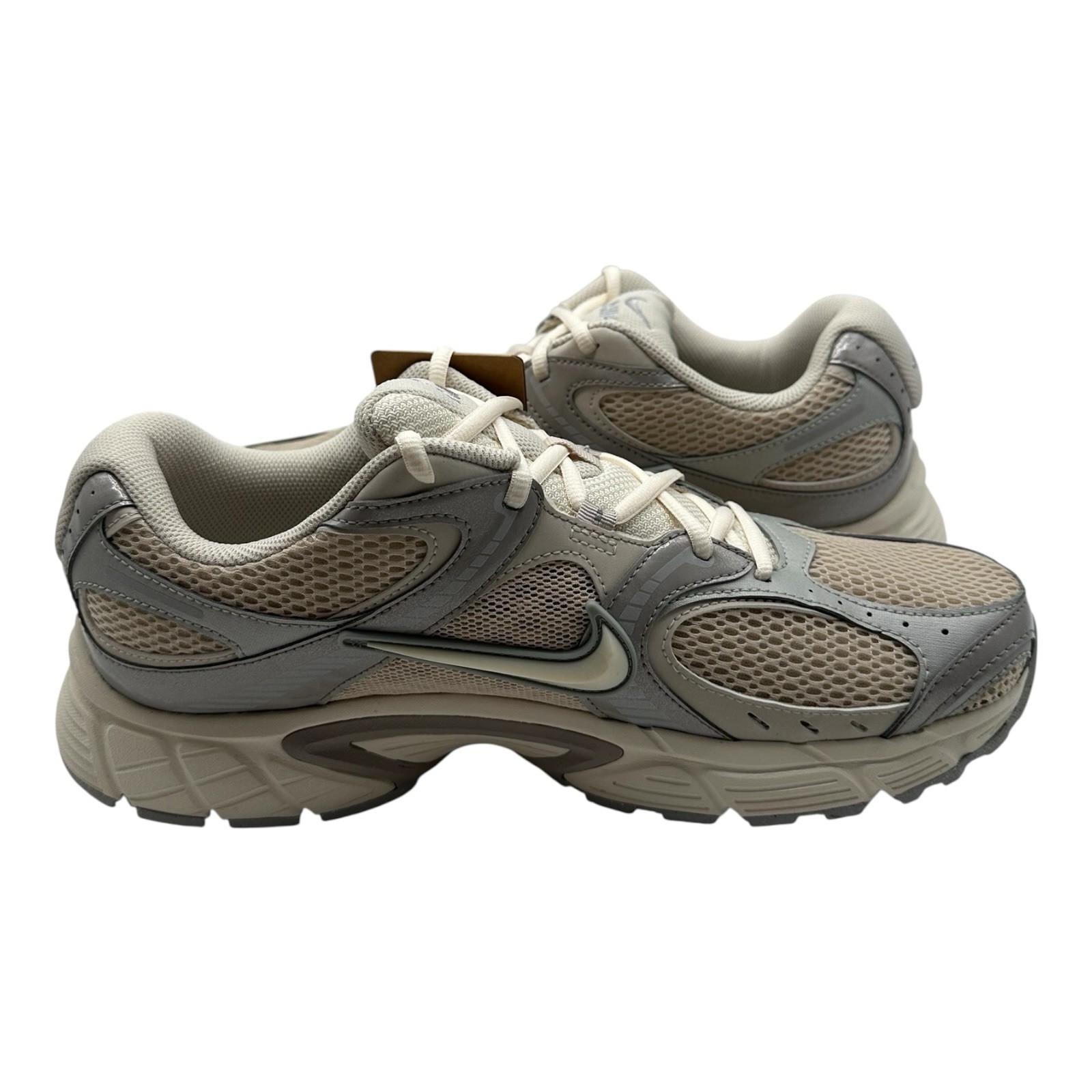 Nike V5 RNR Running Shoes Mens Size 10 Oatmeal/Pale Ivory Sneakers IH1980-140