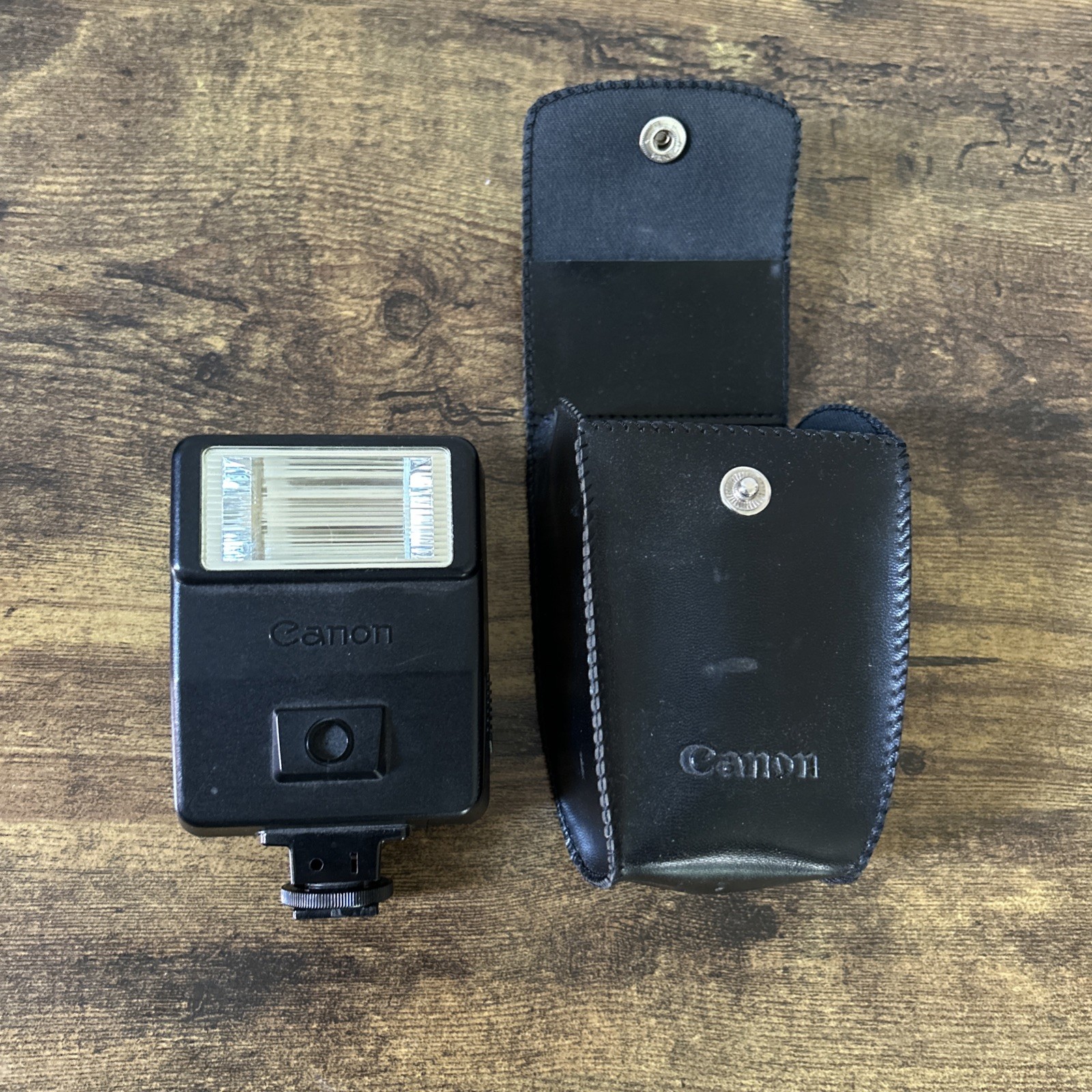 Canon Speedlite 155A Flash With Case Clean Battery Compartment - Tested Works