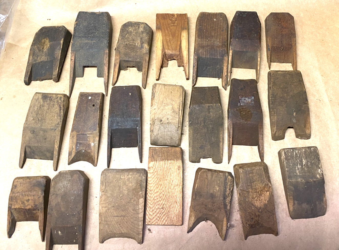 A Lot of 20 Vintage Wood Plane Blade Wedges