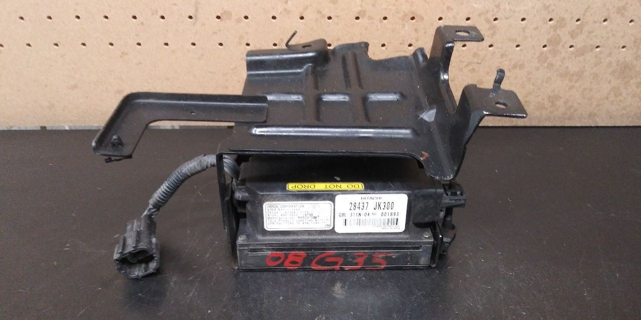 07 08 INFINITI G35 FRONT DISTANCE SENSOR WITH BRACKET OEM 28437-JK300