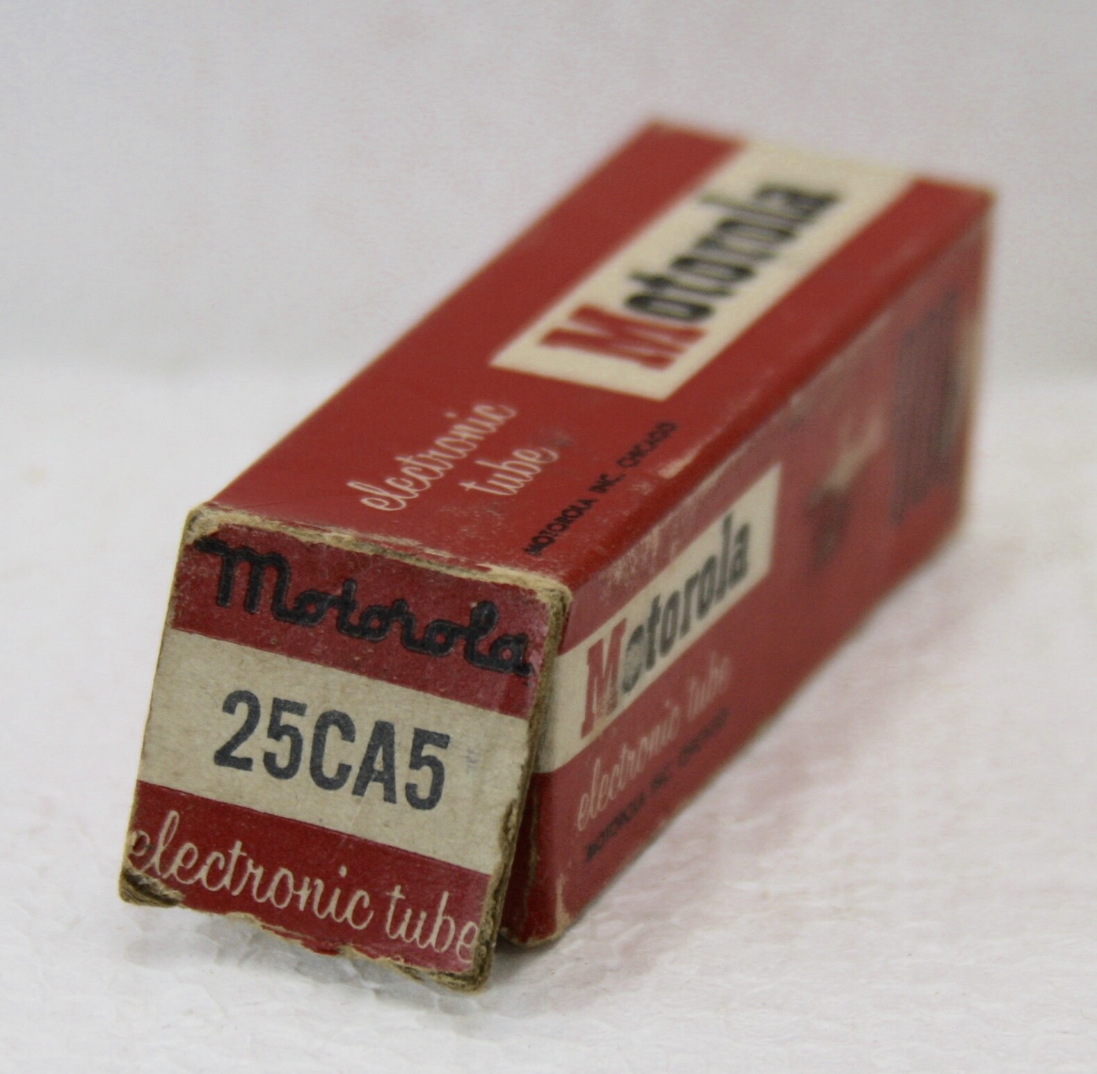 Motorola Tube Made in the USA 25CA5 TESTED