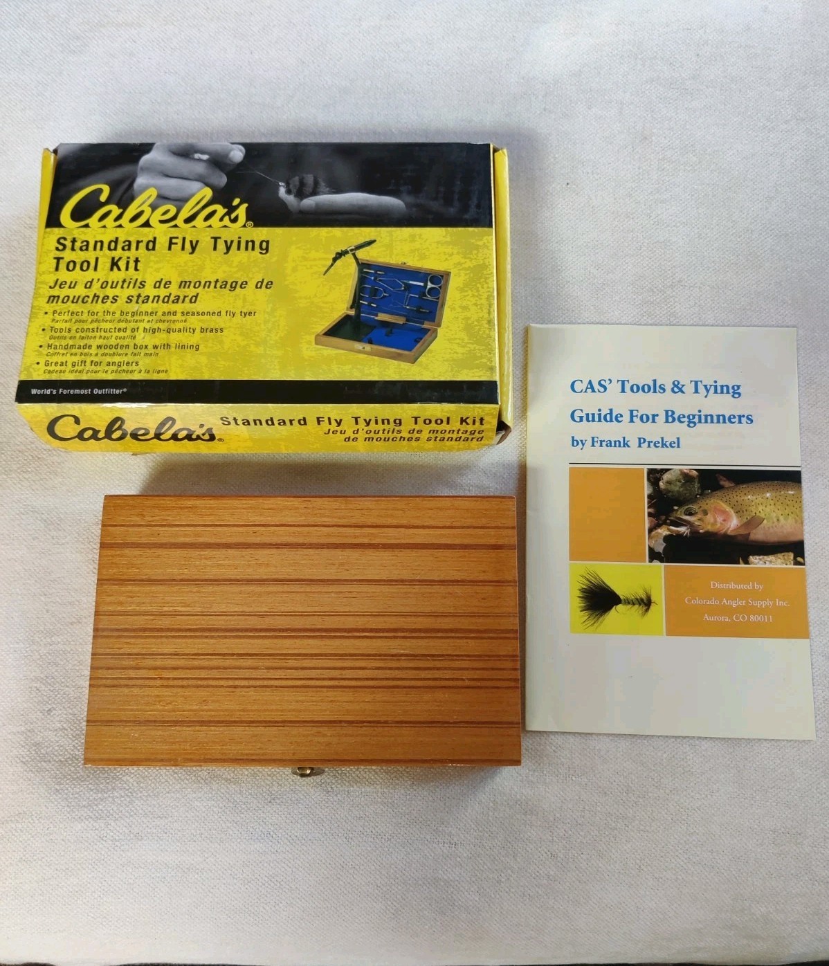 Standard Fly Tying Took Kit New Open Box w/Wooden Box Booklet Cabela's Fishing