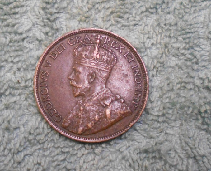 1917 CANADA BRONZE ONE CENT COIN