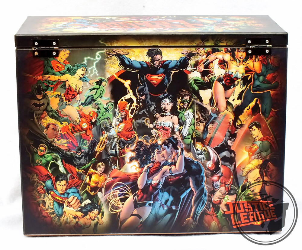 Justice League - Large Comic Book Hard Box Chest MDF
