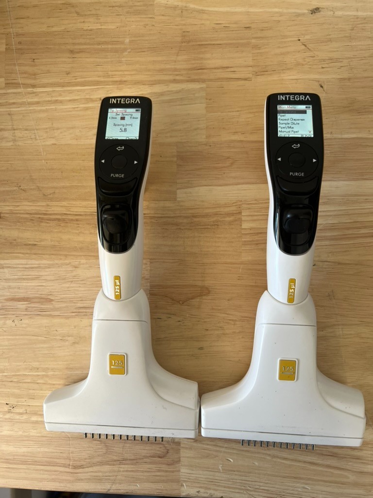 Lot Of 2 Integra Voyager 12 channel 12.5 Pipettes 4732 For Parts,  No Return.