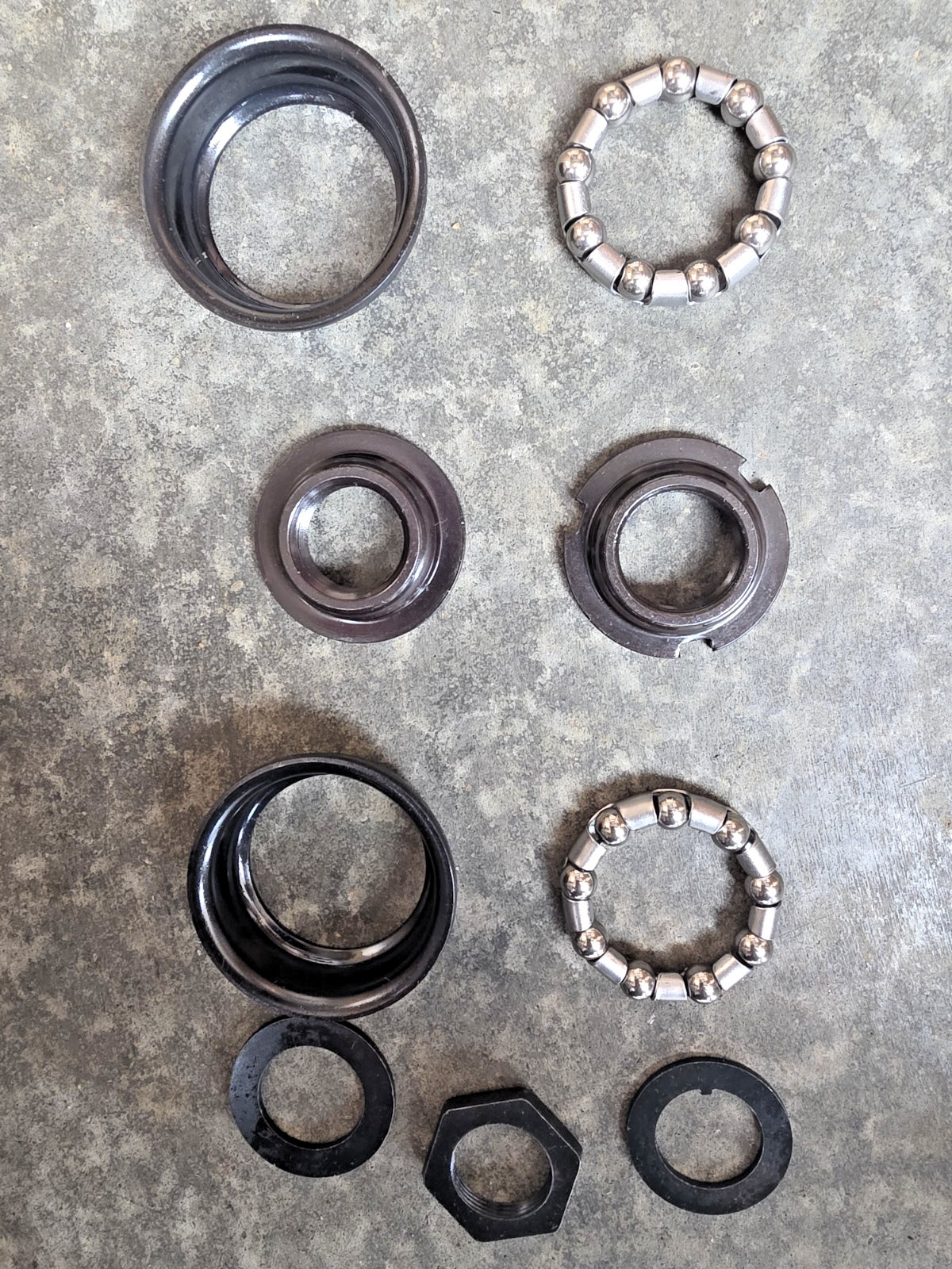 22473  Bottom Bracket Cup Set, Sunlite