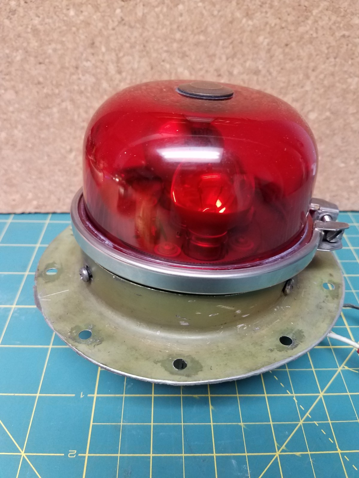 Vintage Grimes Rotating Beacon  D-7080A-1-12  With Bulbs WORKS