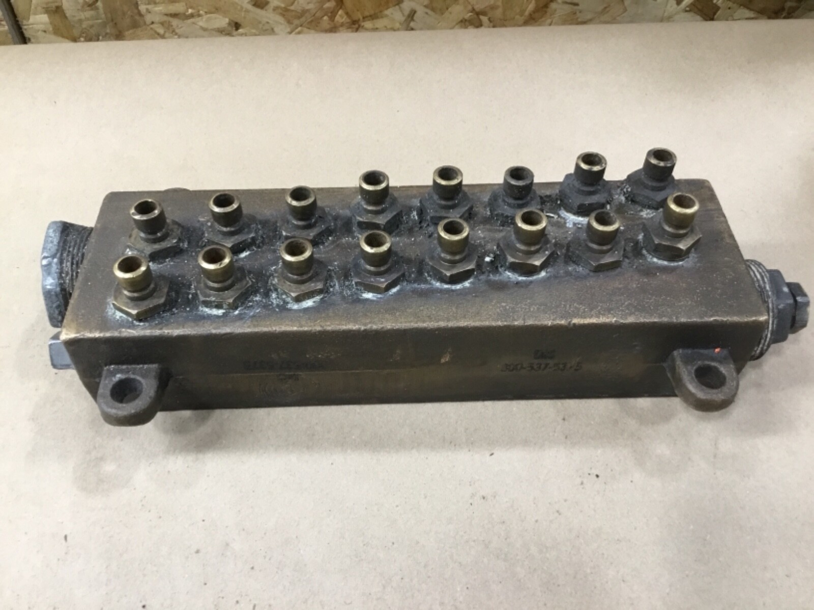 Plastic Injection Molding IMS Brass Water Manifold 16 Port #7114DKA21PR2