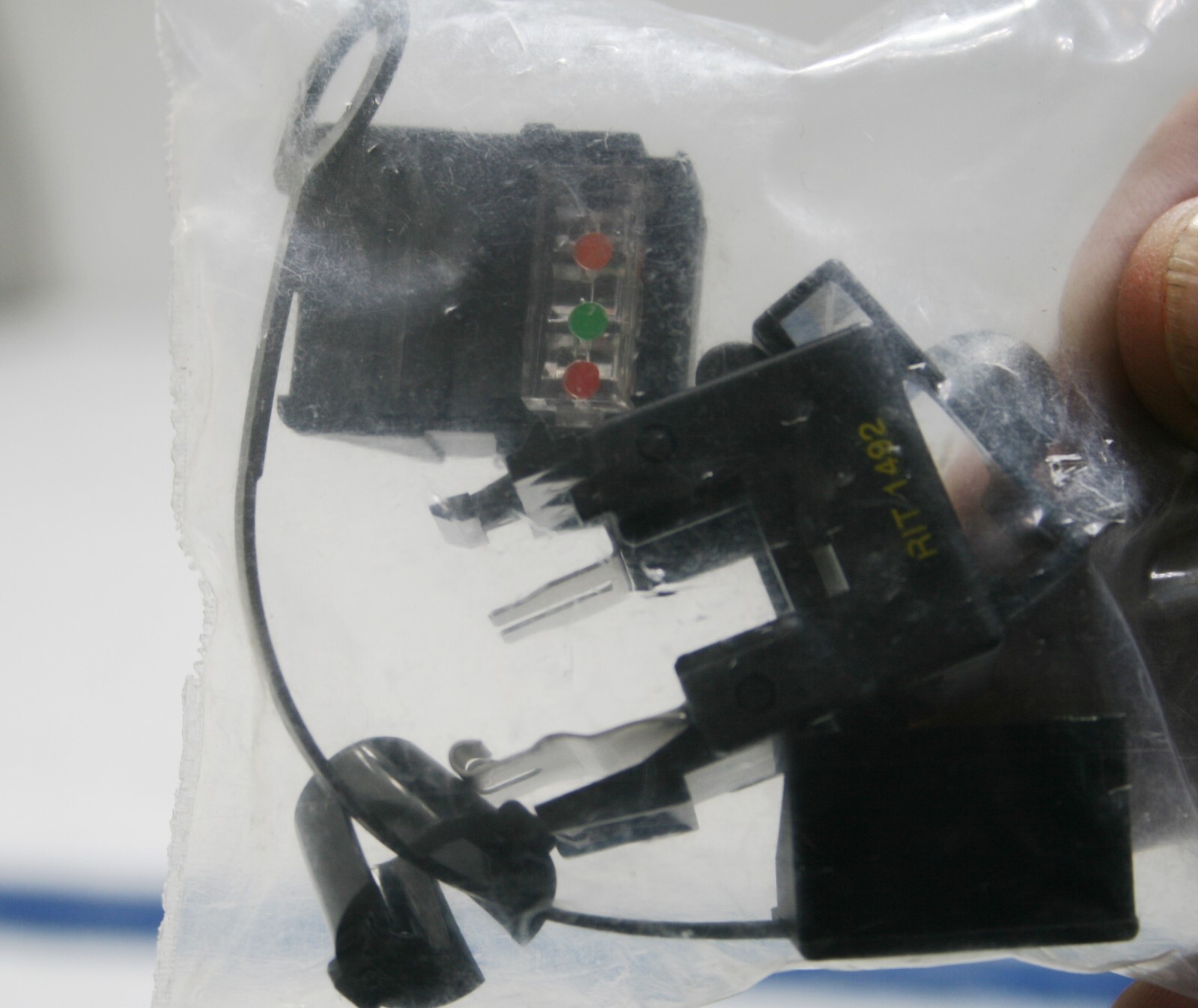 CONNECTOR Sealed New RIT-1492 Snap On Proximity Switch CONNECTOR