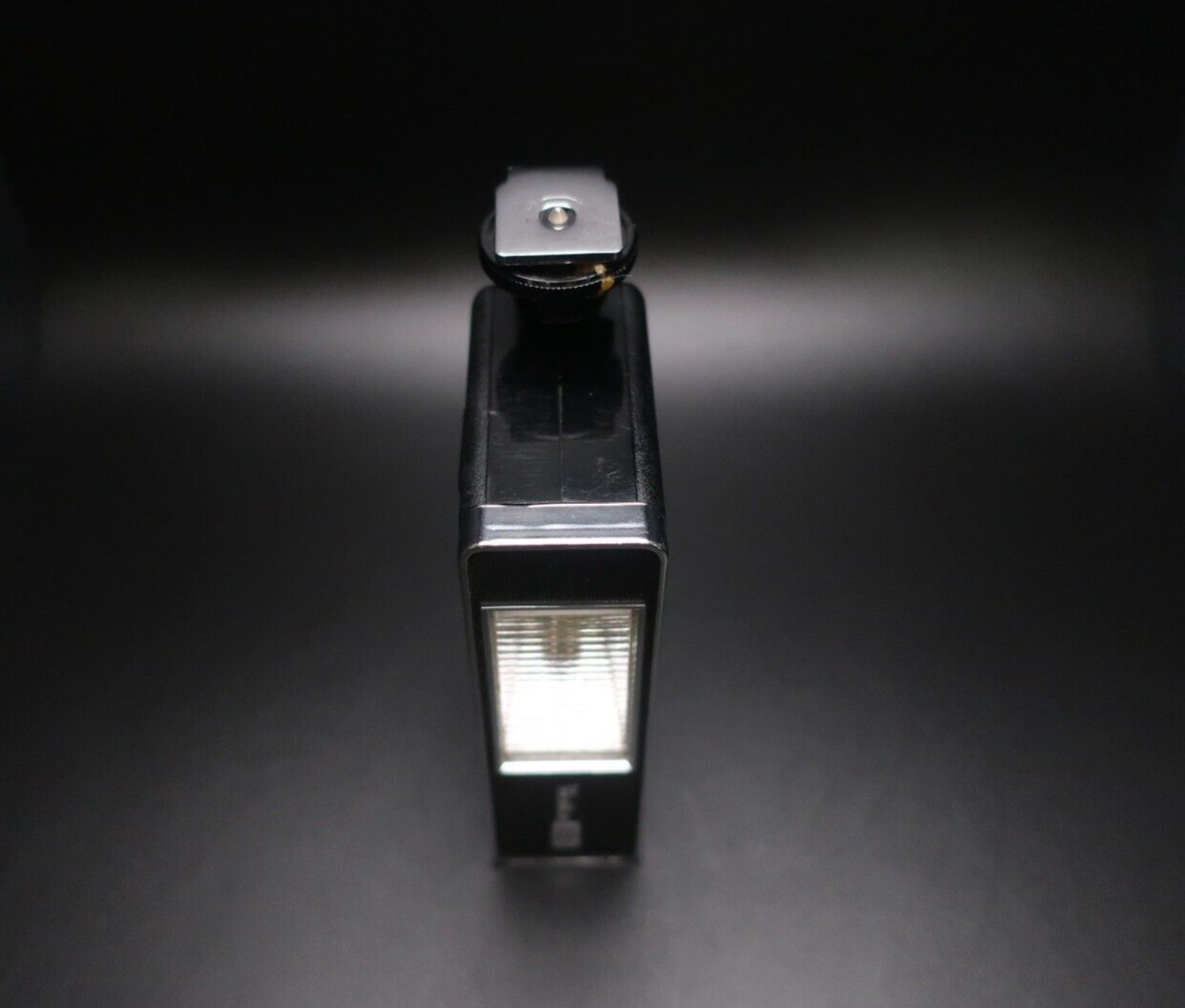 Vivitar 151 Electronic Flash Unit