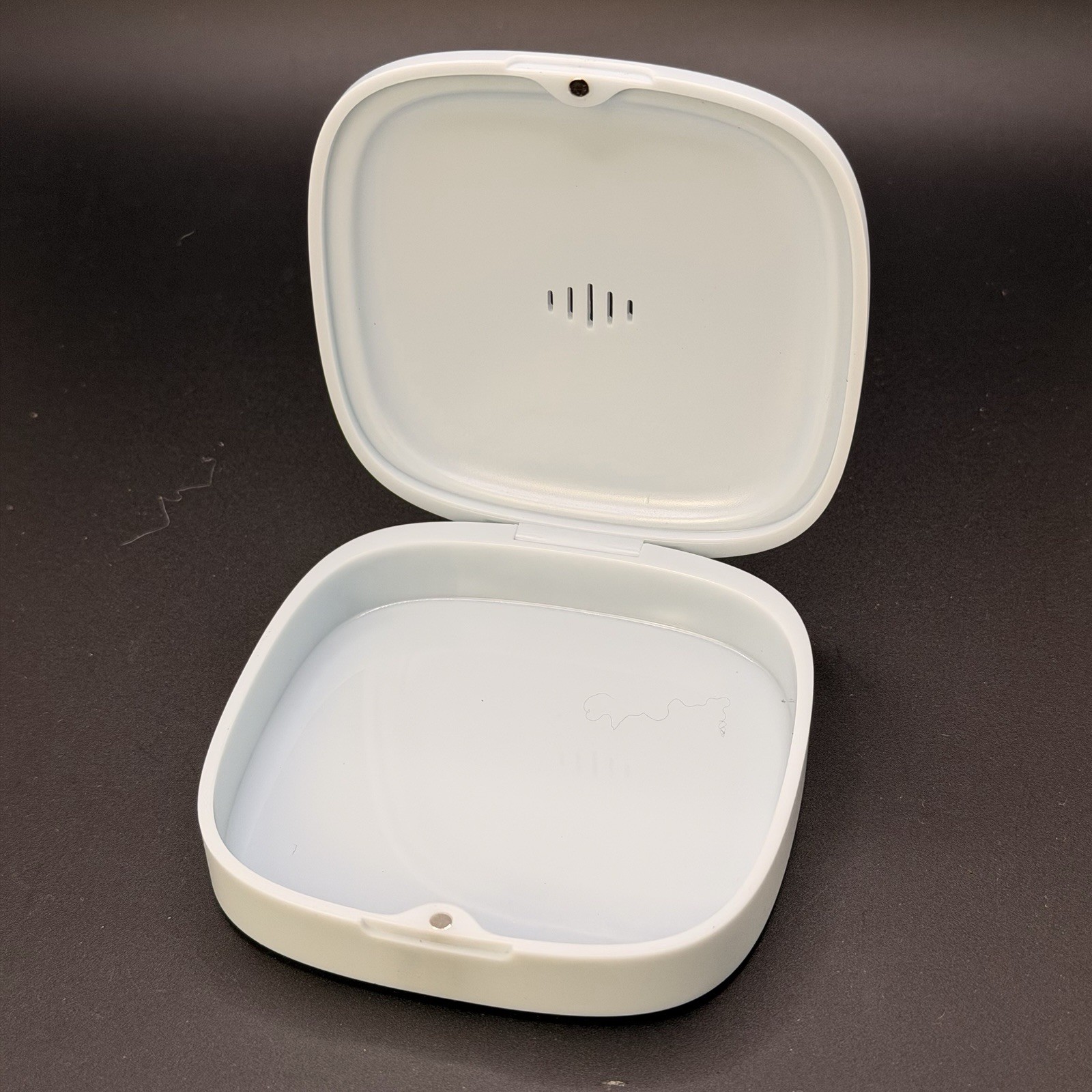 Slim Retainer Case Pastel Blue Air Ventilation Design MPN X003UKYECX