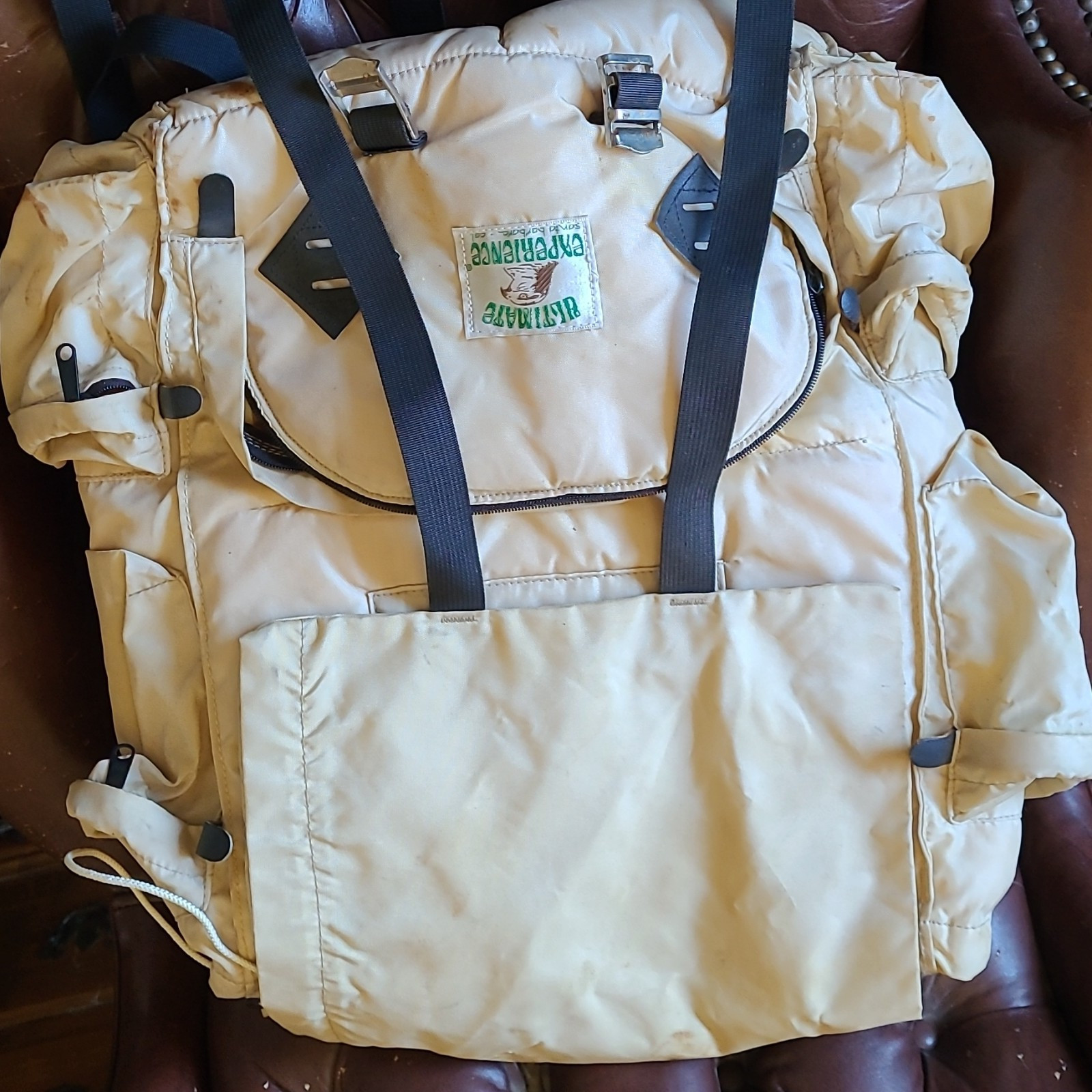 Ultimate Experience Santa Barbara CA Beige Nylon Zip Backpack 5 Pockets Padded