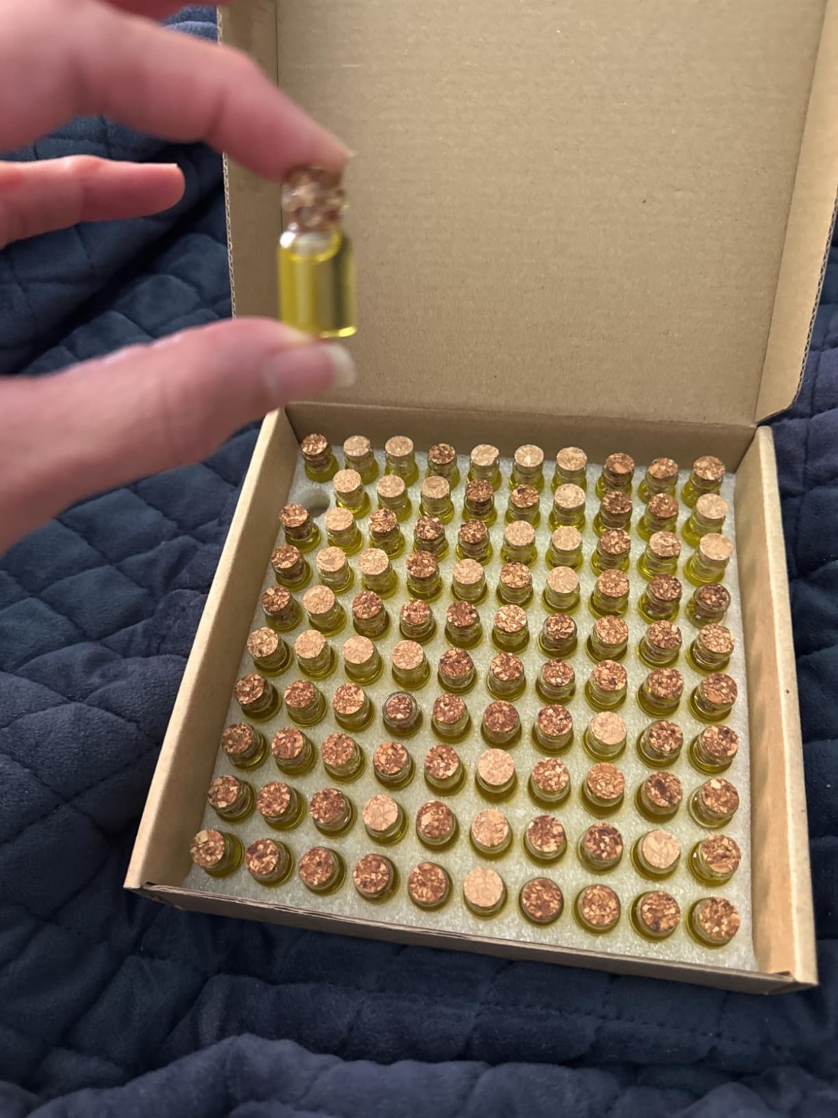 100pcs Tiny 1ml Glass Jars with Cork – DIY Craft Vials for Weddings & Deco
