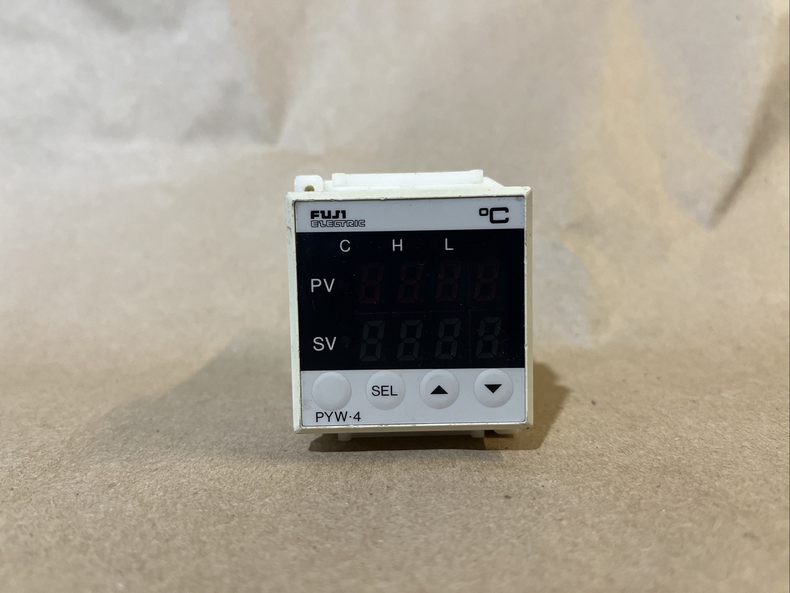 Fuji Electric PYW-4 AEY-4V Temperature Controller