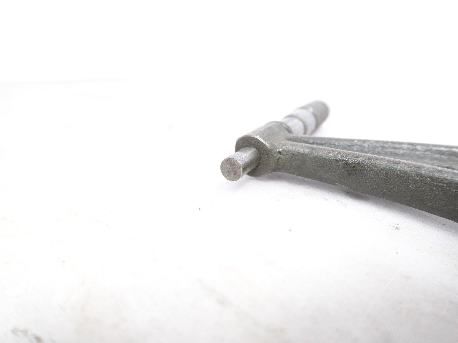 Lufkin 9-10" Outside Micrometer No. 192 .001" Resolution Made in USA LY7