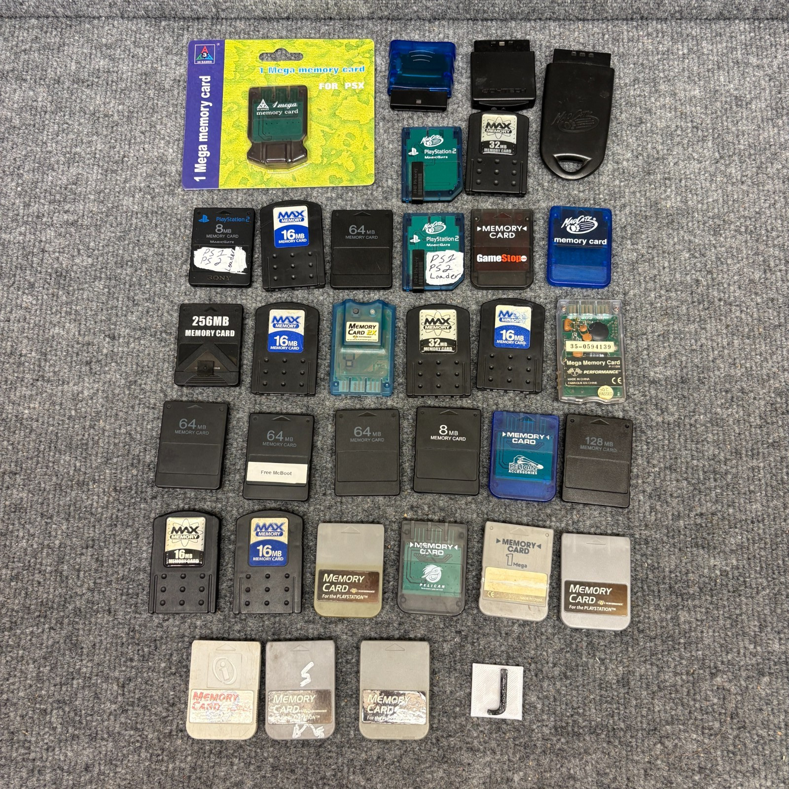 Huge Playstation 1 & 2 8MB Memory Cards Dongles PS1 & PS2 Lot Bundle UNTESTED