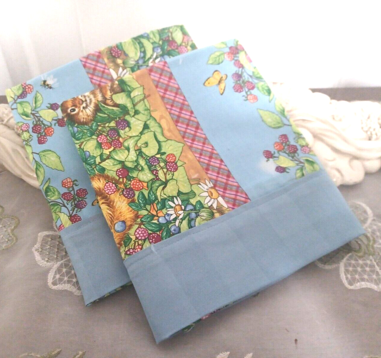 COUNTRY COTTAGE KIDS SET OF 2 GARDEN OF BABY ANIMALS PILLOWCASES - BRAND NEW
