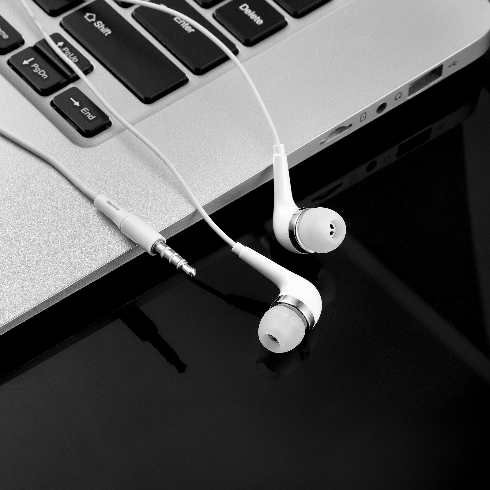 Wholesale In-ear 3.5mm Earphones Headsets Headphone W/ Mic For Android Samsung