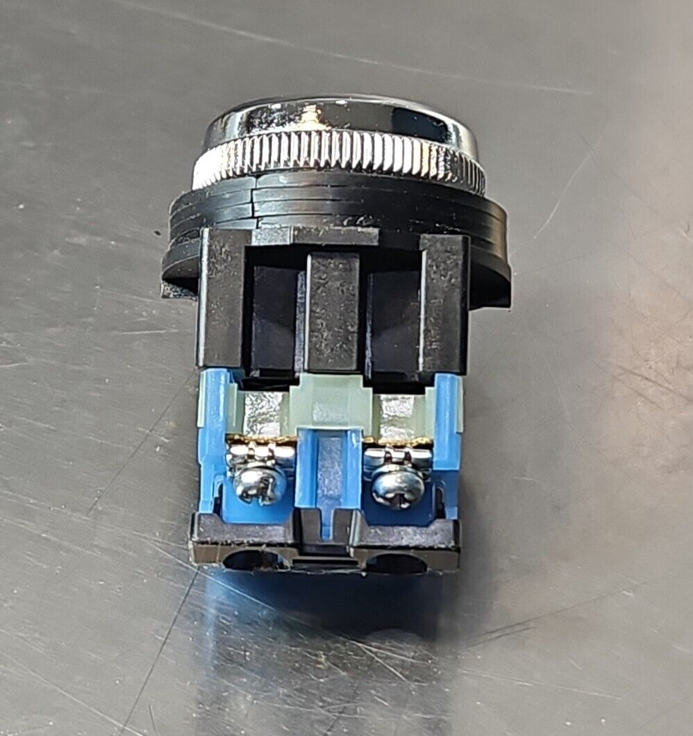 Fuji AR30FOR-10SZC Push button switch. Loc4D32