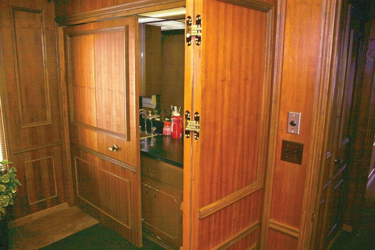 Invisible Hinge