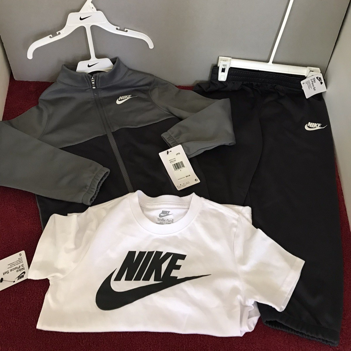 Nike 3-Piece Boy's Size 6 Track Suit Set Pants, Jacket, T-Shirt NWT ($65 MSRP)