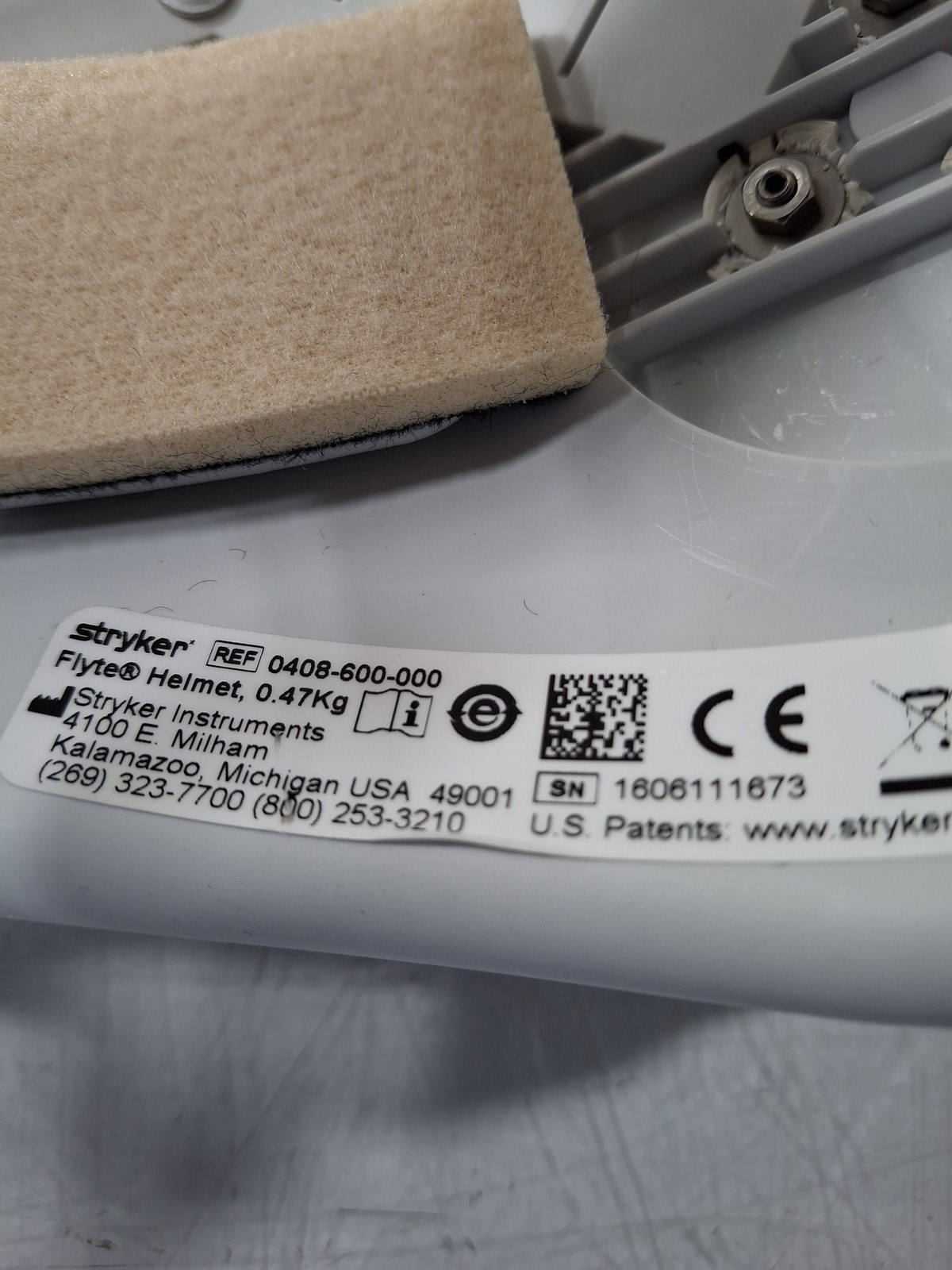 Stryker 0408-600 Flyte Helmet 0.47Kg & 0408-800-300 Power Cord