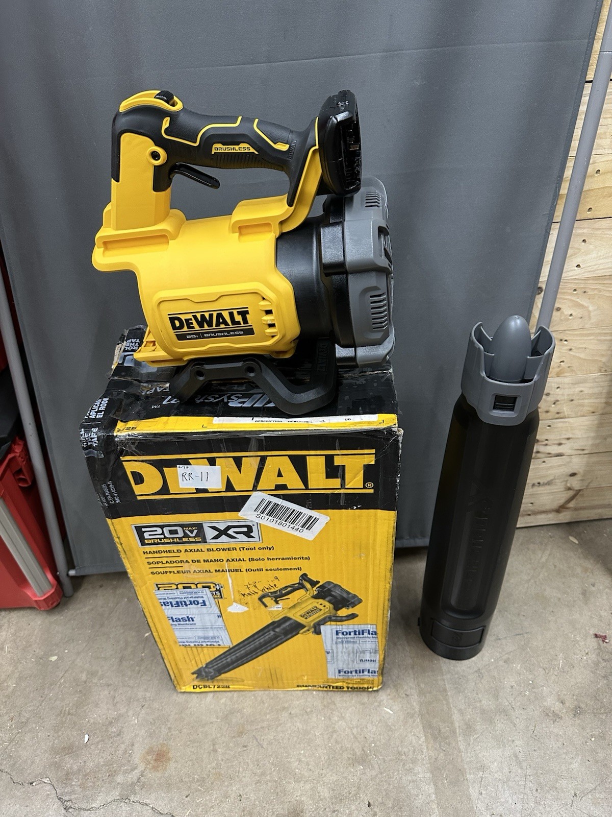 DEWALT DCBL722B 20V MAX XR Lithium-Ion Handheld Blower - Tool Only (Used)
