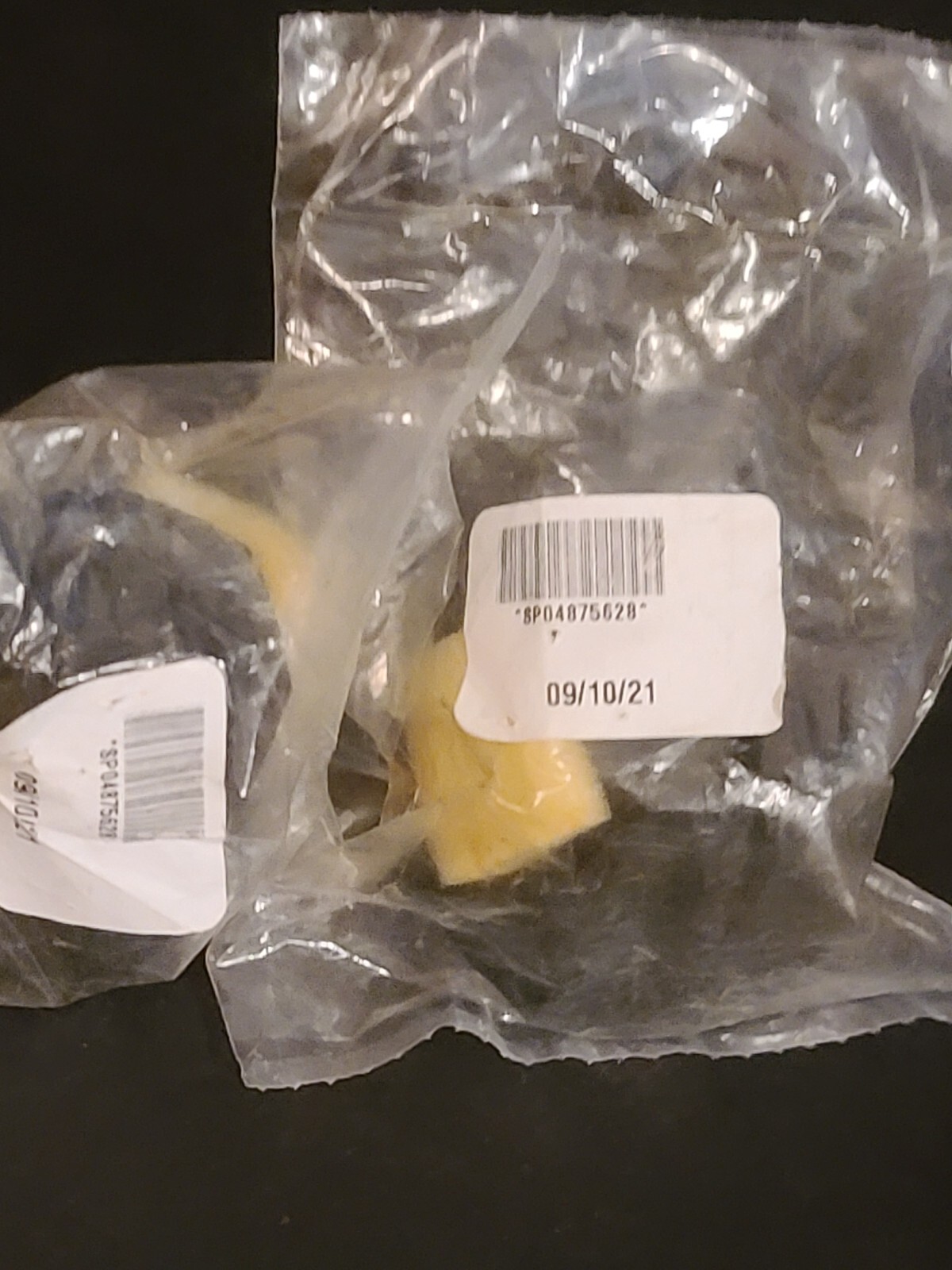 Threaded Adapter: 5/8" inch-18 (Internal) & 1" inch-14 (External) (Sp04875628)