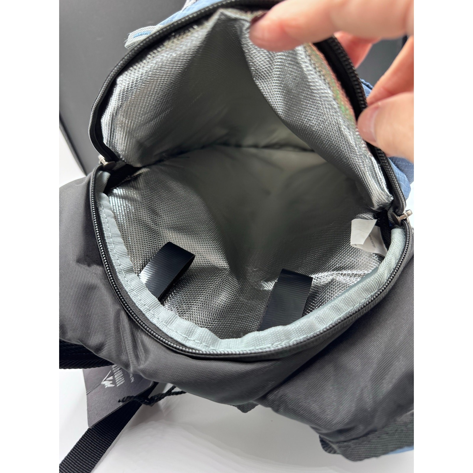 RUPUMPACK 18L Insulated Hydration Backpack Blue Daypack HikingRunning No Bladder