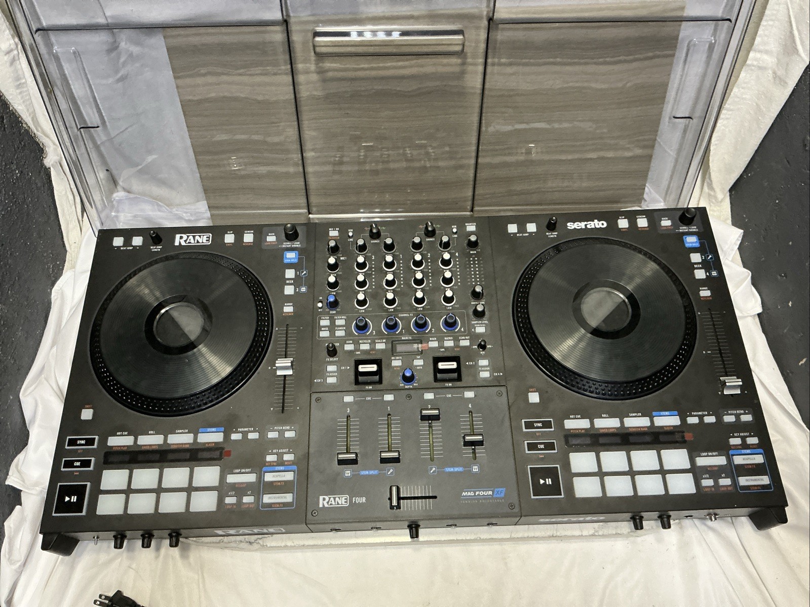 RANE FOUR Professional Serato DJ Pro 4-Channel Stems USB Controller Mixer Tested