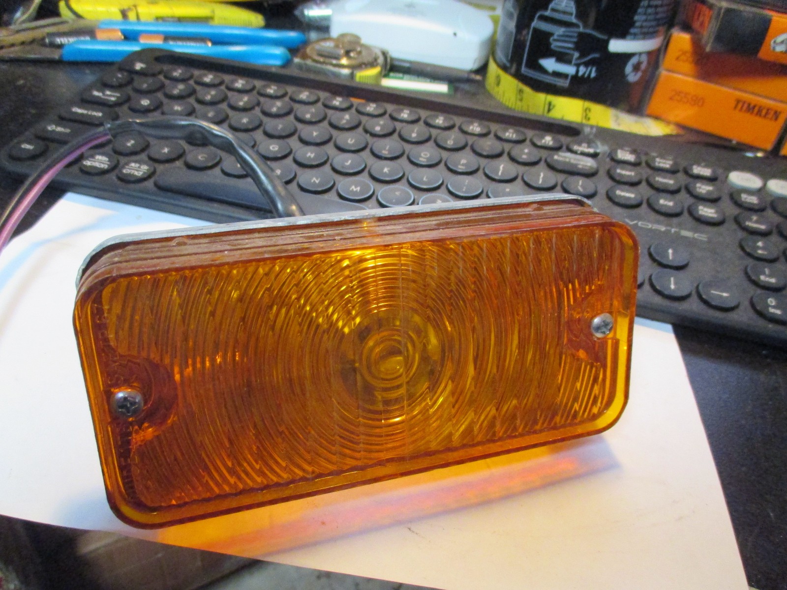 Replaces GM 916558 PARKING LAMP ASSEMBLY I Beleive OEM