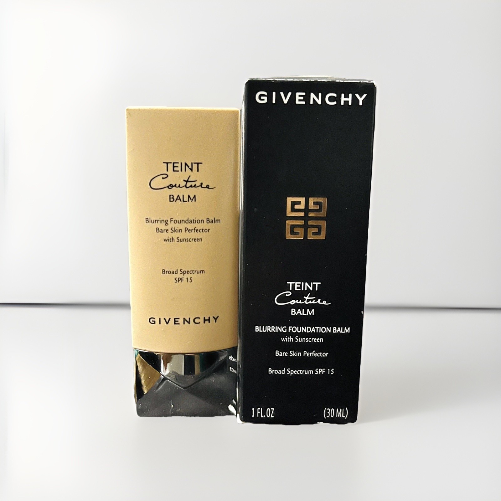 Givenchy Blurring Foundation Teint Couture Liquid Balm # 1 Nude Porcelain SPF 15