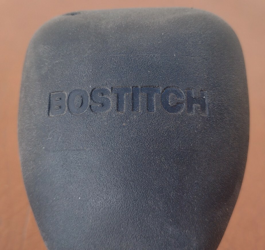 BOSTITCH Pneumatic Air PALM NAILER 186203