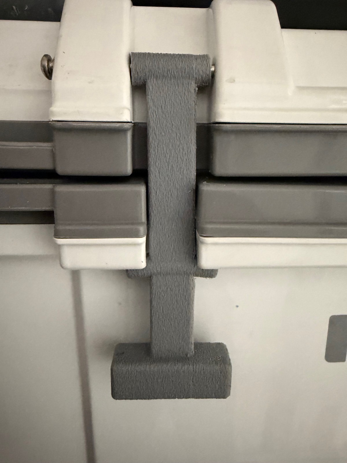 Generic Igloo IMX 24 and IMX 70qt Replacement Latches